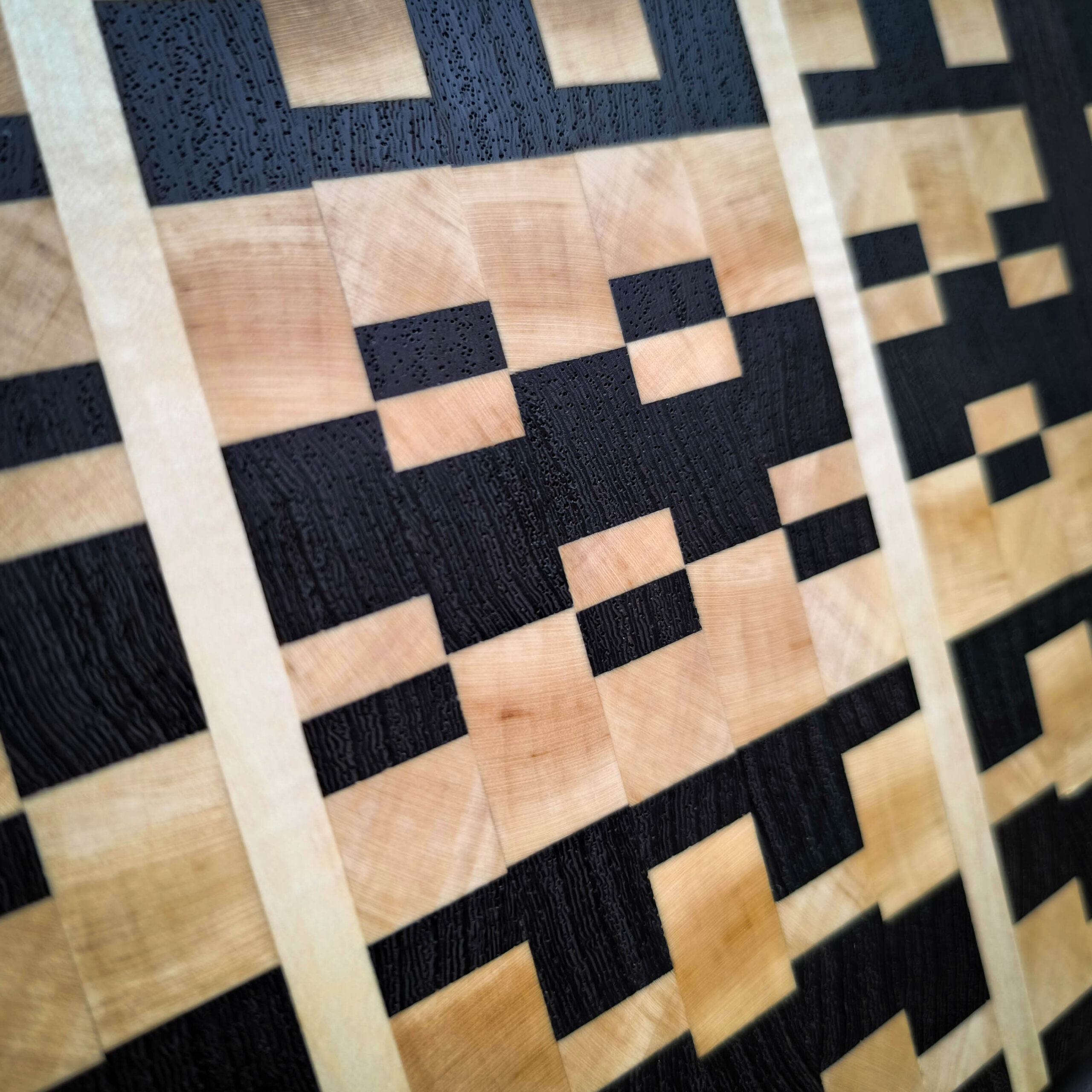 Hirnholz Schneidebrett aus Ahorn und Wenge